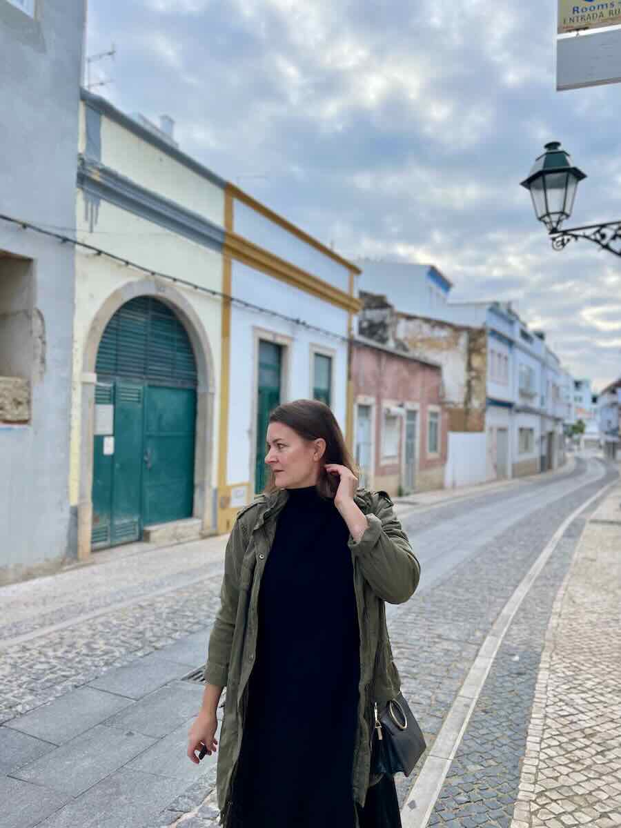 Lisbon to Faro Day Trip: Transportation Options Explained