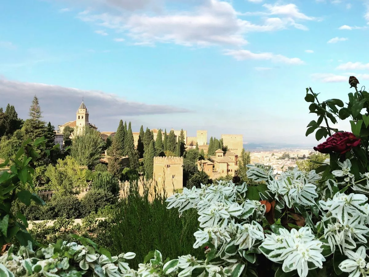 The Perfect Seville To Granada Day Tour in 2025